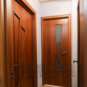 Двери 4с8 ПО ст.бел.матовое и 4г4 ПГ  в цветах итал. орех